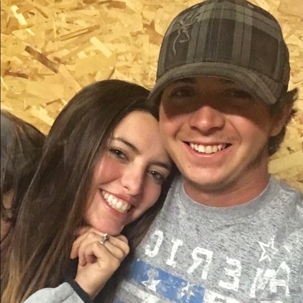 Meet your Posher, Courtney